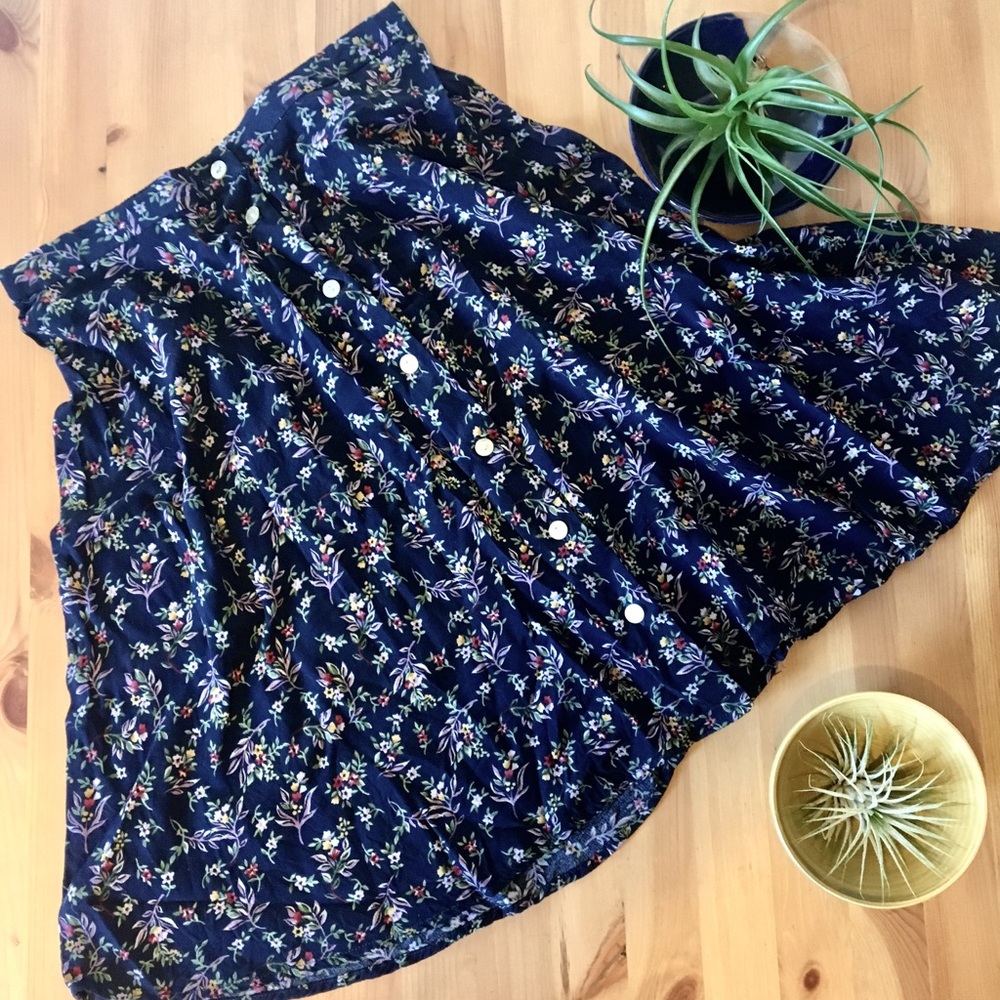 Blue Flower Pattern Skirt